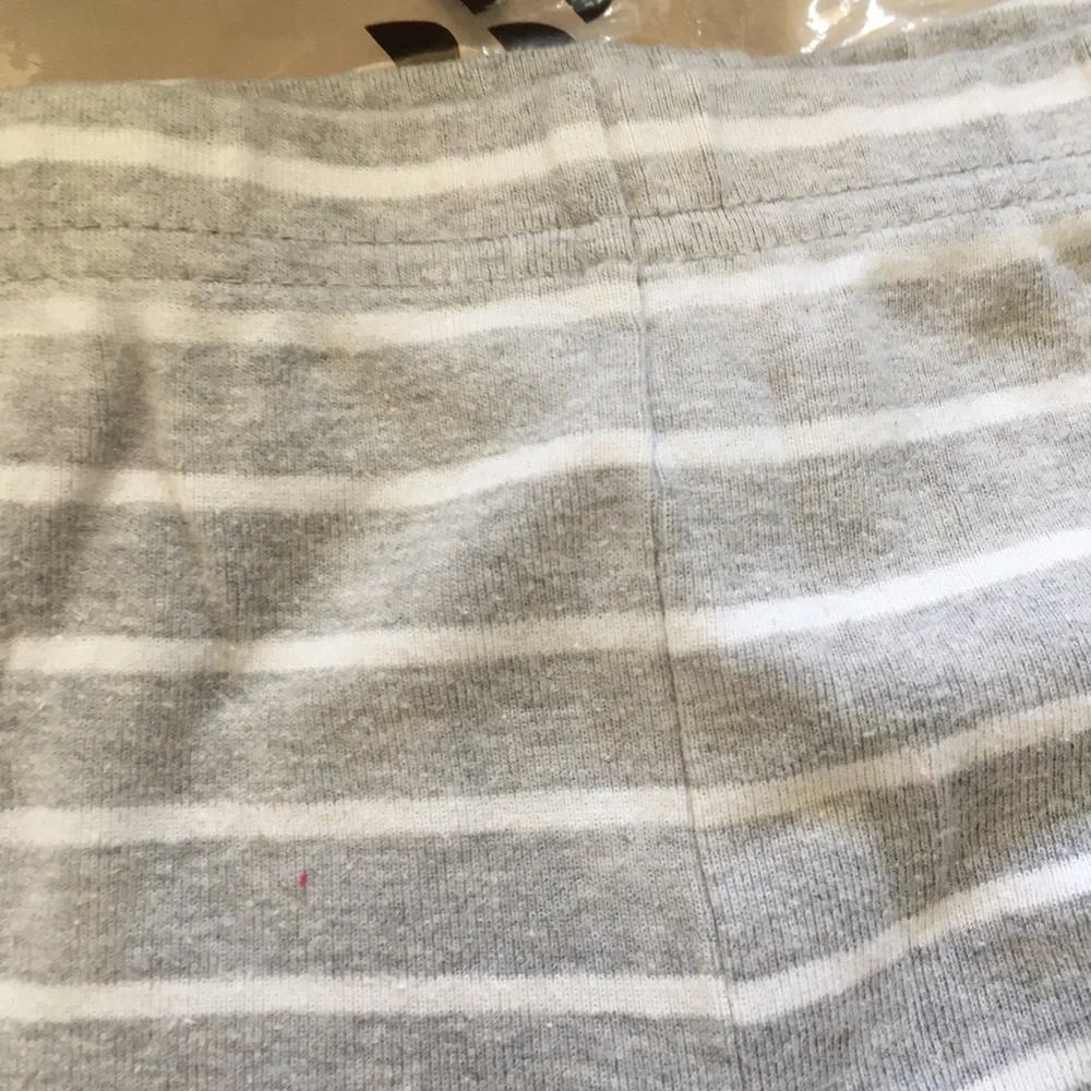 Little Girls carters shorts 2t